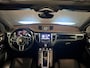 Porsche Macan 3.0 S Pano/Sport Chrono/ACC/Matrix LED/Carplay/Camera/Memory/Luchtvering/Stoelverwarming/Sportuitlaat/Leder/21"