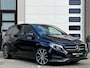 Mercedes-Benz B-klasse 180 Business Solution AMG Upgrade Edition | Airco | Navigatie | Achteruitrijdcamera | Sport Int | 18" AMG Velgen | Wegklapbare Trekhaak | 1e Eigenaar!