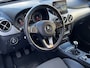 Mercedes-Benz B-klasse 180 Business Solution AMG Upgrade Edition | Airco | Navigatie | Achteruitrijdcamera | Sport Int | 18" AMG Velgen | Wegklapbare Trekhaak | 1e Eigenaar!