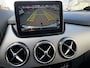 Mercedes-Benz B-klasse 180 Business Solution AMG Upgrade Edition | Airco | Navigatie | Achteruitrijdcamera | Sport Int | 18" AMG Velgen | Wegklapbare Trekhaak | 1e Eigenaar!