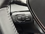 Peugeot 208 Allure 1.2 Hybrid 110PK e-DCS6 Automaat Navigatie, Rondomzichtcamera, Climate Control, Adaptieve Cruise Control, Parkeersensoren