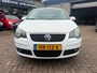 Volkswagen Polo 1.2 Trendline * NW. APK*AIRCO*TREKHAAK*ELEKTR. RAMEN*STUURBEKR. *