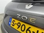 Renault Zoe R135 Iconic 52 kWh | SOH 91.2% | Stoelverwarming | Achteruitrijcamera | Cruise control | Lane assist | 3-fase laden |