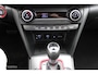 Hyundai Kona 1.6 GDI HEV Fashion Sport, Rosso Color Package, Trekhaak, Donker glas + zwarte hemel, Navi, App connect, Pdc voor + achter + camera, Cruise, Clima, Dode hoek detectie
