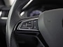 Skoda Octavia Combi 1.0 TSI Greentech Sport (APPLE CARPLAY, GROOT NAVI, CLIMATE, STOELVERWARMING, SPORTSTOELEN, GETINT GLAS, PARKEERSENSOREN, CRUISE, NIEUWSTAAT)