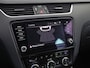 Skoda Octavia Combi 1.0 TSI Greentech Sport (APPLE CARPLAY, GROOT NAVI, CLIMATE, STOELVERWARMING, SPORTSTOELEN, GETINT GLAS, PARKEERSENSOREN, CRUISE, NIEUWSTAAT)