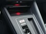 Volkswagen Golf 1.4 eHybrid GTE | Camera | Side Assist | ACC | Stuur-/Stoelverwarming | Parkeerhulp | Matrix LED | Spiegelpakket | 18'' |