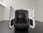 Ford Transit 2.0TDCI 130PK L2H2 Euro 6 | 2800Kg Trekhaak | Airco | Cruise | 3-Zits