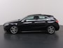 Mercedes-Benz A-klasse 200 Business Solution AMG | Panoramadak | Spiegelpakket | Stoelverwarming |