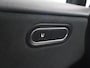 Mercedes-Benz A-klasse 200 Business Solution AMG | Panoramadak | Spiegelpakket | Stoelverwarming |