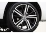 Volvo XC60 T6 RECHARGE AWD R-DESIGN -PANO.DAK|HARMAN/KARDON|POWER-SEAT|ADAP.CRUISE|BLIS|SPORTSTOELEN|ADAP.LED|PRIVACY.GLAS|TREKHAAK|BLACK.BADGE|21"ALL-SEASON