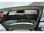 Mercedes-Benz ML-klasse 350 | 306PK | Schuifdak | Leder | Camera | Keyless Een indrukwekkend exemplaar van de Mercedes-Benz M-Klasse 350 met de krachtige 3.5 V6 benzinemotor met 306 pk, gekoppeld aan een comfortabele automatische transmissie. Een echte SUV voor wie