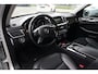 Mercedes-Benz ML-klasse 350 | 306PK | Schuifdak | Leder | Camera | Keyless Een indrukwekkend exemplaar van de Mercedes-Benz M-Klasse 350 met de krachtige 3.5 V6 benzinemotor met 306 pk, gekoppeld aan een comfortabele automatische transmissie. Een echte SUV voor wie
