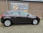 Opel Astra 1.4 Turbo Business +