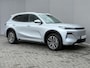 Geely Starray EM-i 1.5 Max+ / 29,8 kWh / 136KM WLTP / max 1055KM Actieradius / PHEV / Plug-in / Fabrieksgarantie t/m 07-2034 / Stoelverwarming voor en achter / Stoelmassage / Schuif-kantel dak / Stoelventilatie / Stuurverwarming / Elektrisch verstelbare stoelen / Elektrische achterklep / Adaptieve cruise control / Apple Carplay/Android Auto / Navigatie /