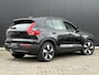Volvo EX40 Single Motor Extended Range Plus 82 kWh Elektr. stoelverstelling / Harman Kardon Audio / Trekhaak/ Keyless Drive / Stoel- en stuurverw. / Adapt. Cruise / BLIS