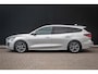 Ford Focus Wagon 1.0 EcoBoost Hybrid ST Line | Automaat | Full LED koplampen | Privacy-glass | Apple carplay / andriod auto | Winter-pack