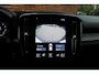 Volvo XC40 1.5 T3 R-Design | Stoel-/ stuurwielverwarming | 100% dealeronderhouden | Verwarmde voorruit | Adaptieve cruise control | BLIS | Noodreservewiel | Extra getint glas achter | 18 inch. lichtmetalen velgen | Achteruitrijcamera | Parkeersensoren voor + achter | Keyless entry | Alarmklasse 3