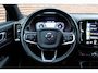 Volvo XC40 1.5 T3 R-Design | Stoel-/ stuurwielverwarming | 100% dealeronderhouden | Verwarmde voorruit | Adaptieve cruise control | BLIS | Noodreservewiel | Extra getint glas achter | 18 inch. lichtmetalen velgen | Achteruitrijcamera | Parkeersensoren voor + achter | Keyless entry | Alarmklasse 3