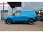 Ford Transit Courier E-Transit Limited 44 kWh 136pk | DEMO | Trekhaak | Driver Assistance Pack met Navigatie | Led laadruimte verlichting | Laadvloerbescherming Rubber