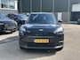 MINI Countryman E Blackyard 66.5 kWh SOH 100% | VAN: € 37.900,- VOOR: € 35.877,- UW HERFSTVOORDEEL: € 2.023,- | HEAD UP DISPAY | ACHTERUIT RIJ CAMERA | STOELVERWARMING | FABRIEKS GARANTIE 10-2028