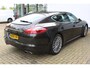 Porsche Panamera 3.0 S Hybrid | Panorama dak | Luchtvering | BOSE Audiosysteem | Adaptieve cruise | Elektrisch verstelbare stoelen met memory | Stoelverwarming | Elektrische kofferklep | achteruitrijcamera | Navigatie | Climate controle | Lederen bekleding | Origineel NL Auto | NAP |