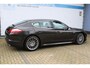 Porsche Panamera 3.0 S Hybrid | Panorama dak | Luchtvering | BOSE Audiosysteem | Adaptieve cruise | Elektrisch verstelbare stoelen met memory | Stoelverwarming | Elektrische kofferklep | achteruitrijcamera | Navigatie | Climate controle | Lederen bekleding | Origineel NL Auto | NAP |