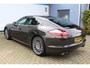 Porsche Panamera 3.0 S Hybrid | Panorama dak | Luchtvering | BOSE Audiosysteem | Adaptieve cruise | Elektrisch verstelbare stoelen met memory | Stoelverwarming | Elektrische kofferklep | achteruitrijcamera | Navigatie | Climate controle | Lederen bekleding | Origineel NL Auto | NAP |
