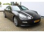 Porsche Panamera 3.0 S Hybrid | Panorama dak | Luchtvering | BOSE Audiosysteem | Adaptieve cruise | Elektrisch verstelbare stoelen met memory | Stoelverwarming | Elektrische kofferklep | achteruitrijcamera | Navigatie | Climate controle | Lederen bekleding | Origineel NL Auto | NAP |