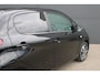 Peugeot 108 1.0 e-VTi Allure | Navi by app | Camera | Climate control | All season | Extra geinte ramen | Lichtmetaal |