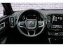 Volvo EX40 Single Motor Extended Range Ultra Black Edition Europa | Harman Kardon audio | 20" | Schuif-/kanteldak | Getint Glas | Elektrische stoelverstelling | Nubuck bekleding | Adaptive Cruise Control | Dodehoekdetectie |