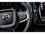 Volvo EX40 Single Motor Extended Range Ultra Black Edition Europa | Harman Kardon audio | 20" | Schuif-/kanteldak | Getint Glas | Elektrische stoelverstelling | Nubuck bekleding | Adaptive Cruise Control | Dodehoekdetectie |