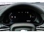Volvo EX40 Single Motor Extended Range Ultra Black Edition Europa | Harman Kardon audio | 20" | Schuif-/kanteldak | Getint Glas | Elektrische stoelverstelling | Nubuck bekleding | Adaptive Cruise Control | Dodehoekdetectie |