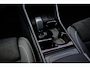 Volvo EX40 Single Motor Extended Range Ultra Black Edition Europa | Harman Kardon audio | 20" | Schuif-/kanteldak | Getint Glas | Elektrische stoelverstelling | Nubuck bekleding | Adaptive Cruise Control | Dodehoekdetectie |