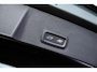 Volvo EX40 Single Motor Extended Range Ultra Europa 82 kWh Black Edition | Getint glas | Nubuck | Panoramadak | Harman/Kardon | Stoelverwarming voor + achter | Keyless | 20" Velgen |