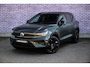 Volvo EX40 Single Motor Extended Range Ultra Europa 82 kWh Black Edition | Getint glas | Nubuck | Panoramadak | Harman/Kardon | Stoelverwarming voor + achter | Keyless | 20" Velgen |