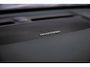Volvo EX40 Single Motor Extended Range Ultra Europa 82 kWh Black Edition | Getint glas | Nubuck | Panoramadak | Harman/Kardon | Stoelverwarming voor + achter | Keyless | 20" Velgen |
