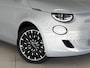 Fiat 500e La Prima 42 kWh | Panoramadak | Apple-Android | 8 Jaar Fabrieks-Garantie