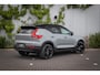 Volvo EX40 Single Motor Ext. Range Ultra Black Edition | Europa | Harman Kardon audio | 20" | Schuif-/kanteldak | Getint Glas | Elektrische stoelverstelling | Nubuck bekleding | Adaptive Cruise Control | Dodehoekdetectie |
