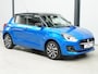 Suzuki Swift 1.2 Style Smart Hybrid ✅Stoelverw.✅Trekhaak✅Clima✅Cruise✅Carplay✅Two/Tone✅