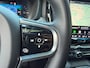 Volvo XC60 2.0 T8 Plug-in hybrid AWD Ultimate Dark Pano / Afn. Trekhaak / Camera / Stoel memorie / Stoel & Stuurw. verw.