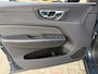 Volvo XC60 2.0 T8 Plug-in hybrid AWD Ultimate Dark Pano / Afn. Trekhaak / Camera / Stoel memorie / Stoel & Stuurw. verw.