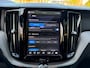 Volvo XC60 2.0 T8 Plug-in hybrid AWD Ultimate Dark Pano / Afn. Trekhaak / Camera / Stoel memorie / Stoel & Stuurw. verw.