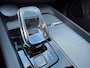 Volvo XC60 2.0 T8 Plug-in hybrid AWD Ultimate Dark Pano / Afn. Trekhaak / Camera / Stoel memorie / Stoel & Stuurw. verw.