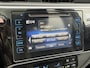 Toyota Auris 1.8 Hybrid Trend ✓Dealer Onderhouden✓2e Eigenaar✓Pano✓Trekhaak✓Camera✓Navi✓Clima✓Cruise✓Lm velgen✓Extra Winterset✓136pk✓N.A.P✓Apk tot 07-2027