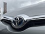 Toyota Auris 1.8 Hybrid Trend ✓Dealer Onderhouden✓2e Eigenaar✓Pano✓Trekhaak✓Camera✓Navi✓Clima✓Cruise✓Lm velgen✓Extra Winterset✓136pk✓N.A.P✓Apk tot 07-2027