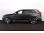 Volvo XC90 T8 Plug-in hybrid AWD Ultra Bright Exec. Ed. - Luchtvering - Panorama/schuifdak - IntelliSafe Assist & Surround - 360º Camera - Bowers & Wilkins audio - Adaptieve LED koplampen - Verwarmde voorstoelen, stuur & achterbank - Parkeersensoren voor & achter - Elektr. bedienb. voorstoelen met geheugen - Head up display - Draadloze tel. lader - Extra getint glas - 22' LMV