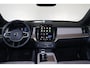 Volvo XC90 T8 Plug-in hybrid AWD Ultra Bright Exec. Ed. - Luchtvering - Panorama/schuifdak - IntelliSafe Assist & Surround - 360º Camera - Bowers & Wilkins audio - Adaptieve LED koplampen - Verwarmde voorstoelen, stuur & achterbank - Parkeersensoren voor & achter - Elektr. bedienb. voorstoelen met geheugen - Head up display - Draadloze tel. lader - Extra getint glas - 22' LMV