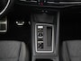 Volkswagen Golf 1.0 eTSI Move DSG | Schuifdak | Camera | Zondag Open!