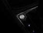 Volkswagen Touran 1.5 TSI Highline DSG | 7 Persoons | Panoramadak | Digital Cockpit | Zondag Open!
